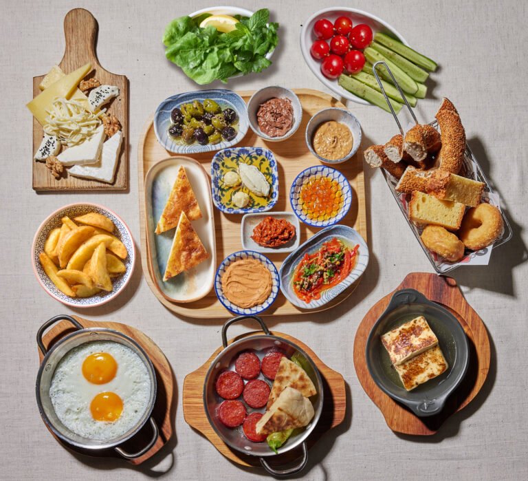 Türk Kahvaltı Tabağı