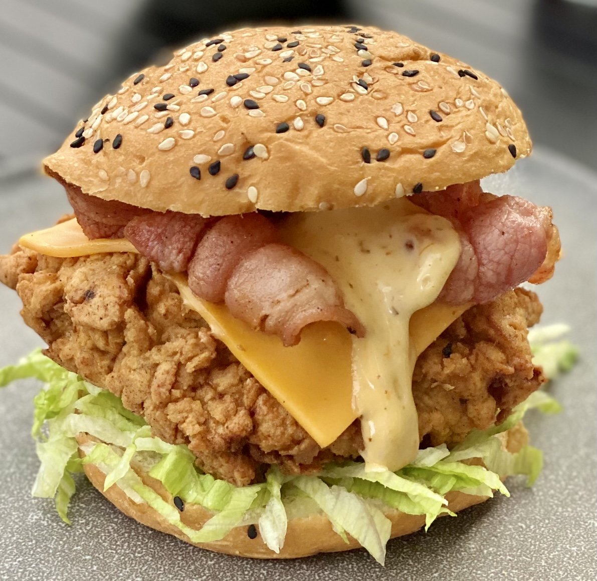 Acılı Tavuk Burger